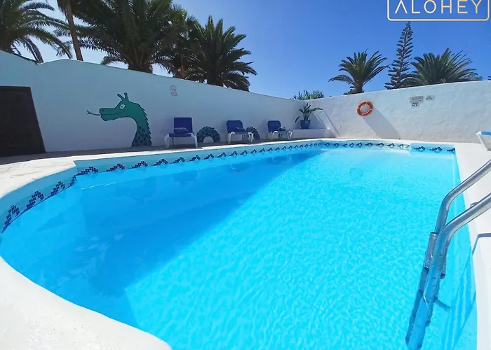 Βίλα Magica 7 Minutes Walk To Center With Pool And A/c *