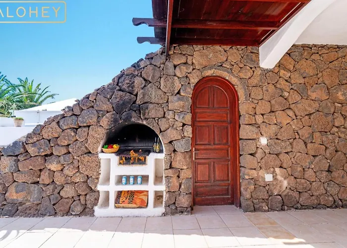 Βίλα Magica 7 Minutes Walk To Center With Pool And A/c *