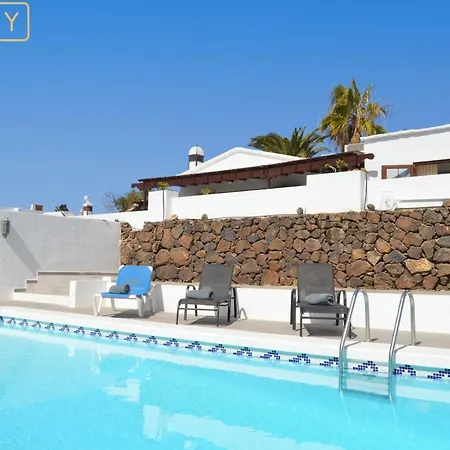 Magica 7 Minutes Walk To Center With Pool And A/c * Playa Blanca (Lanzarote)